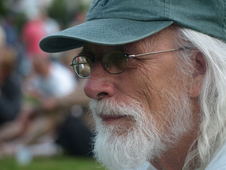 Peter Cook, 35 year veteran Sea Org member now out Peter Cook, 35 year veteran Sea Org member now out